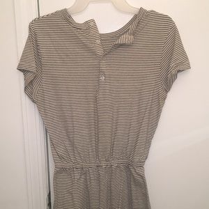 Romper w Grey Stripes